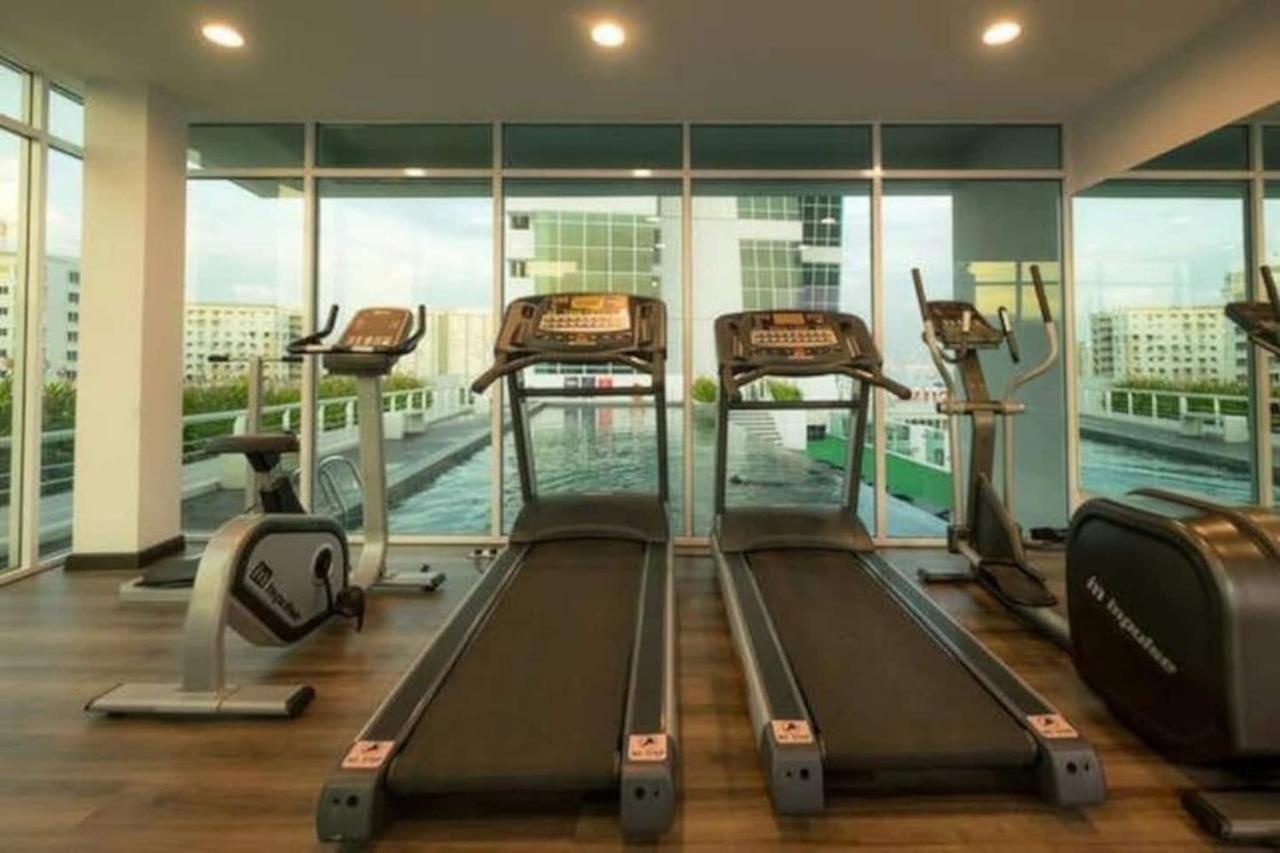 Loft Pano Seaview Suite 2 Bedroom By The Only Bnb Jelutong Exterior foto