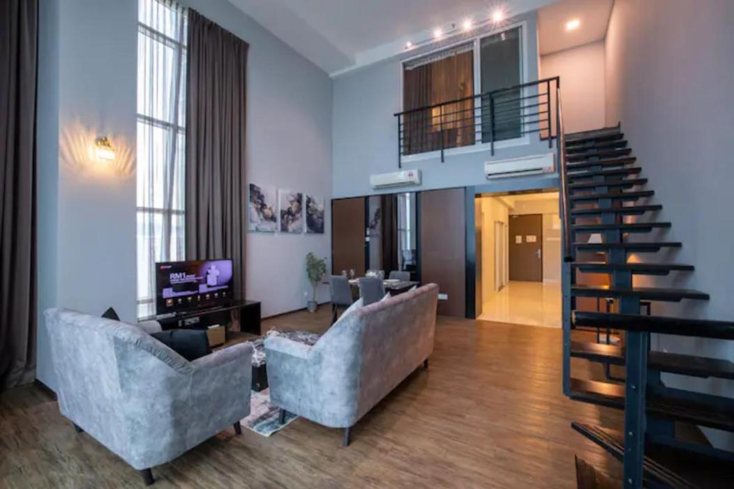 Loft Pano Seaview Suite 2 Bedroom By The Only Bnb Jelutong Exterior foto